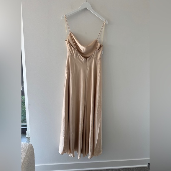 FAME & PARTNERS NWT Champagne Gown 12 - Picture 9 of 10